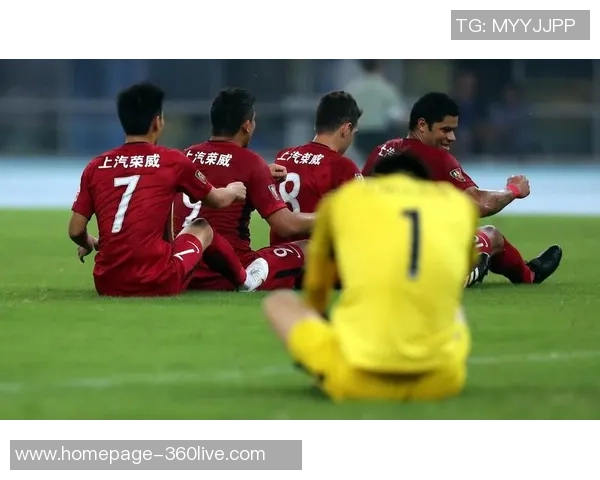 上港与恒大激战8月22日谁能在这场巅峰对决中笑到最后 上港与恒大激战8月22日谁能在这场巅峰对决中笑到最后